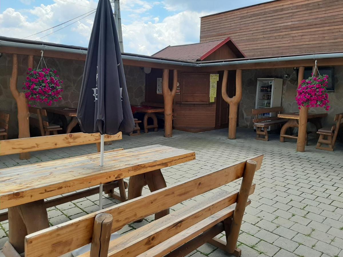 Restaurant And Pension Stenly Spissky Stvrtok Екстериор снимка