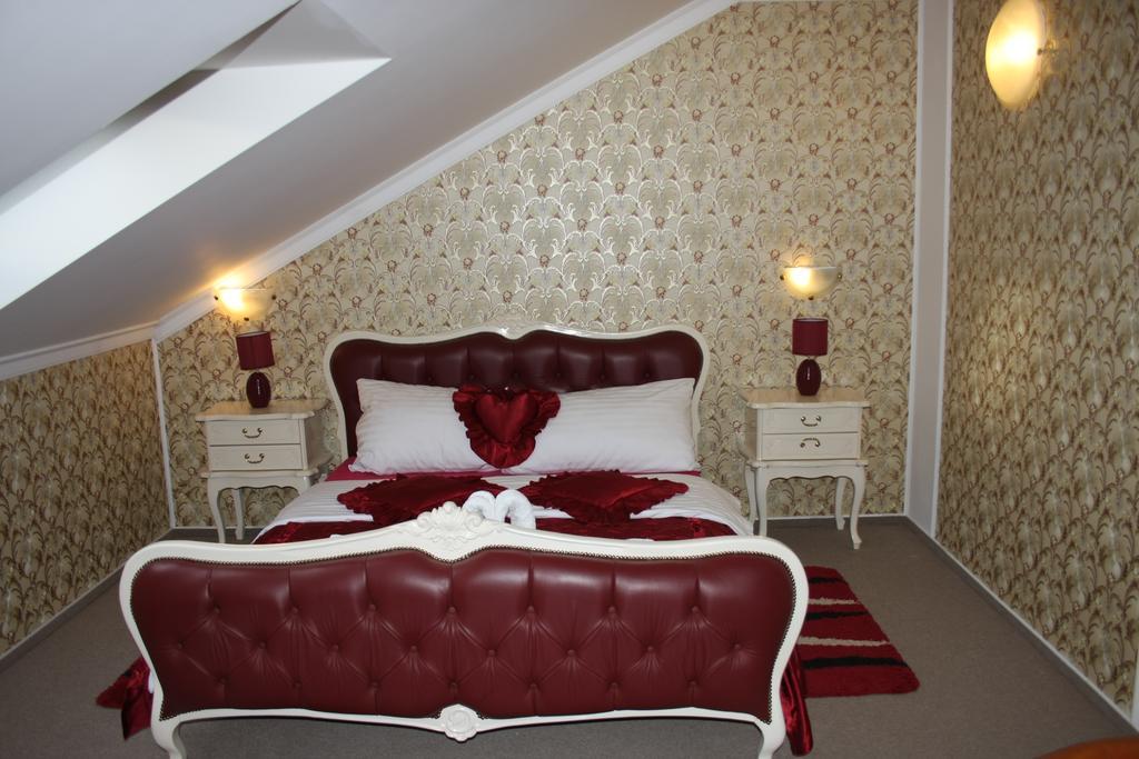 Restaurant And Pension Stenly Spissky Stvrtok Екстериор снимка